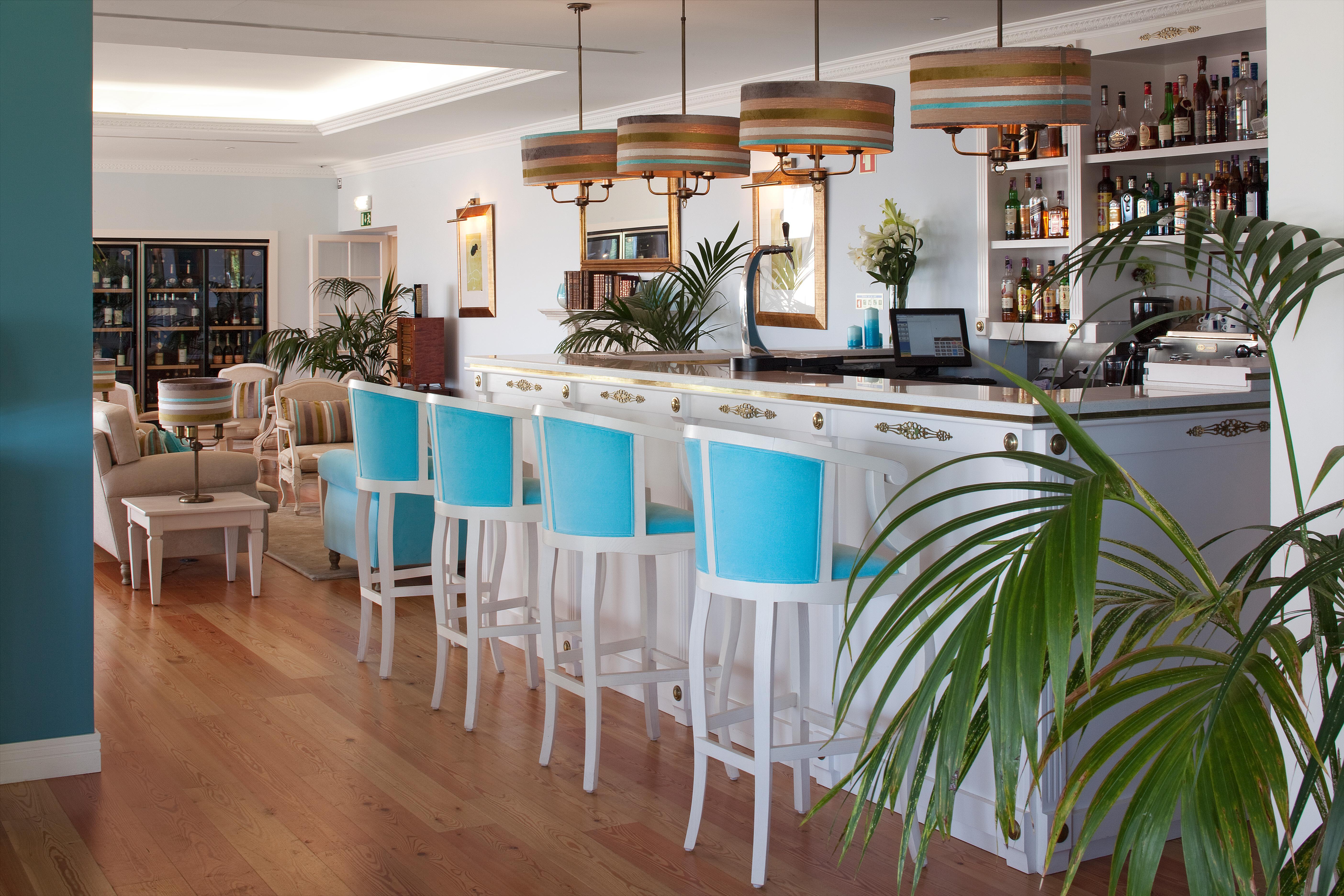 Longevity Senses - Cascais Boutique Hotel - Adults Only Εξωτερικό φωτογραφία The bar at the 2010 G8 Summit